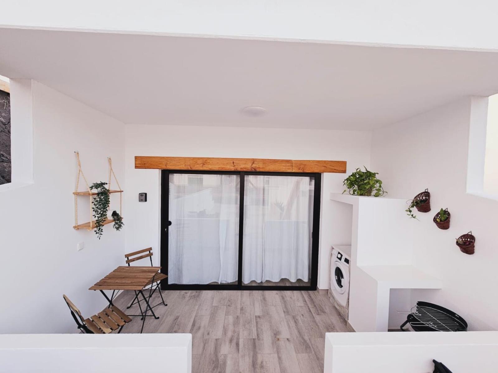 Appartement Casa Ganae à Uga Extérieur photo